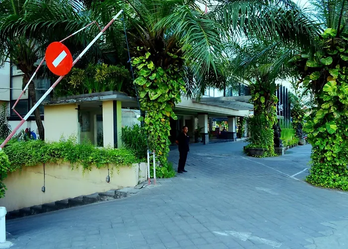 Nirmala & Convention Centre 2*