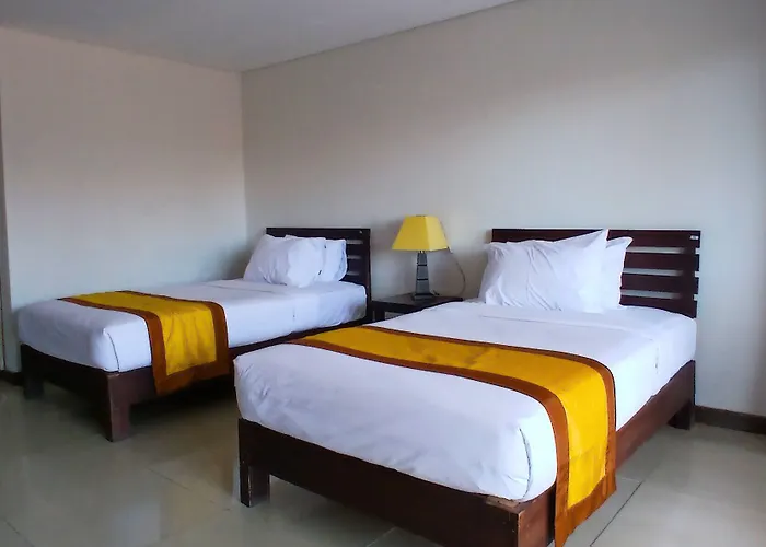 Otel Nirmala & Convention Centre 2*